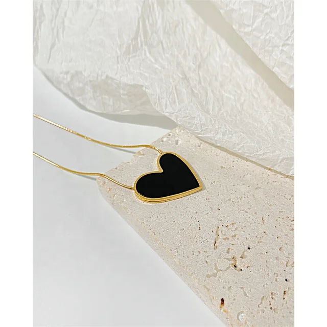 Black Heart Necklace