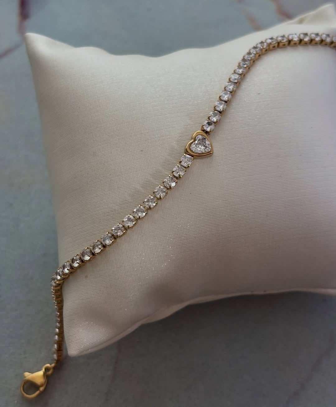 Zircon Heart Bracelet