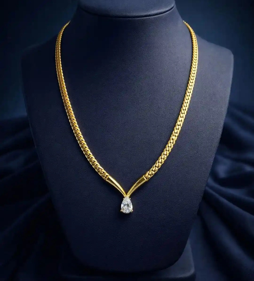 Emily Stone Golden Necklace